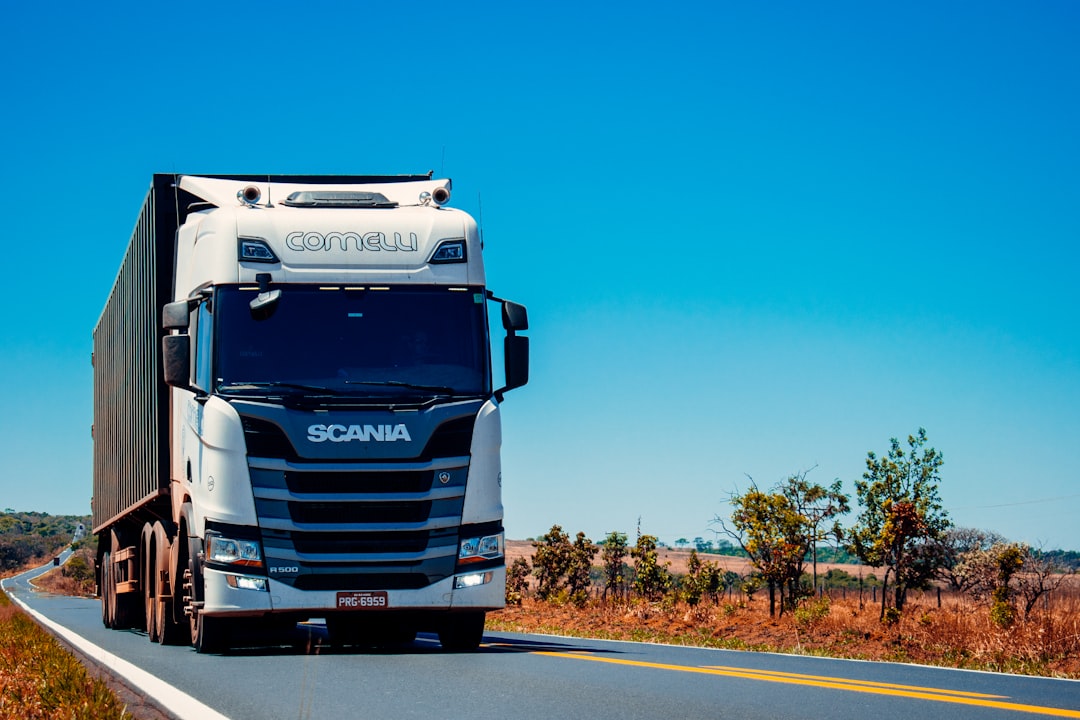 Jak prawidłowo transportować suchy lód?